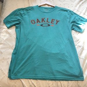 Mens Oakley tee